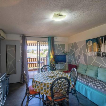Cosy 35 M2 With Balcony In A Quiet Residence Fréjus 외부 사진