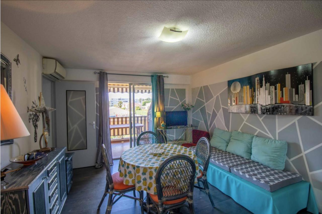 Cosy 35 M2 With Balcony In A Quiet Residence Fréjus 외부 사진